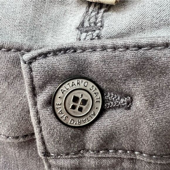 Altar’d state grey skinny distressed stretch jeans - Picture 7 of 10